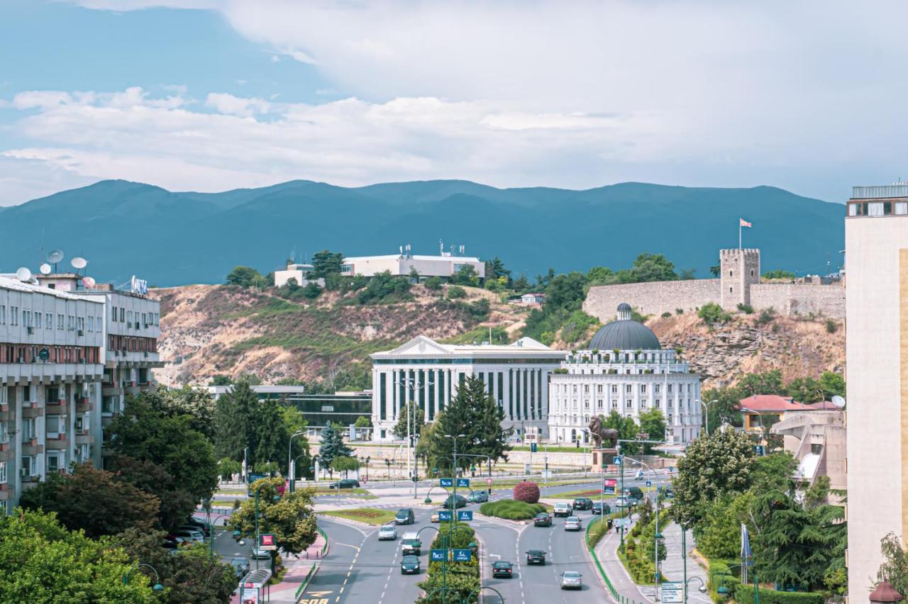 5 Star Central Studio Skopje Extérieur photo